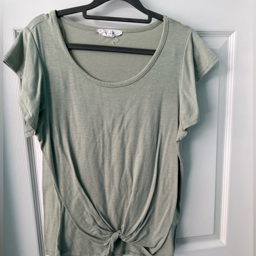 Pink Rose Gray Green Tie Front Short Sleeve Tee